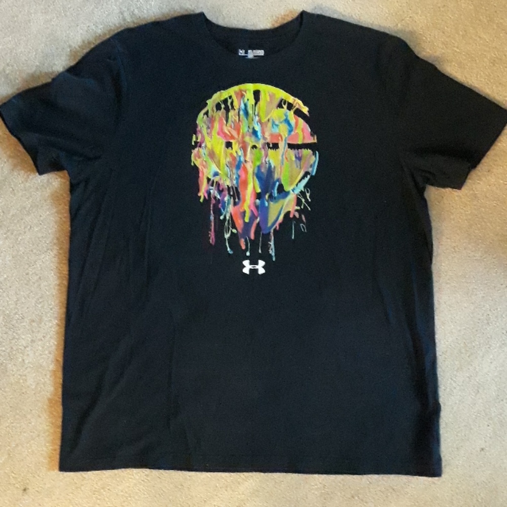 Under Armour tshirt
